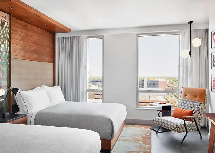Canopy By Hilton Downtown 4*