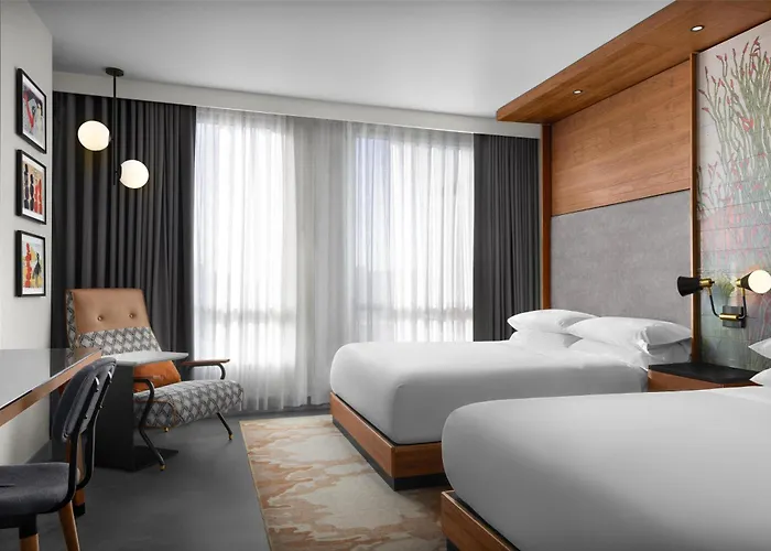 Hotel Canopy By Hilton Downtown 4*